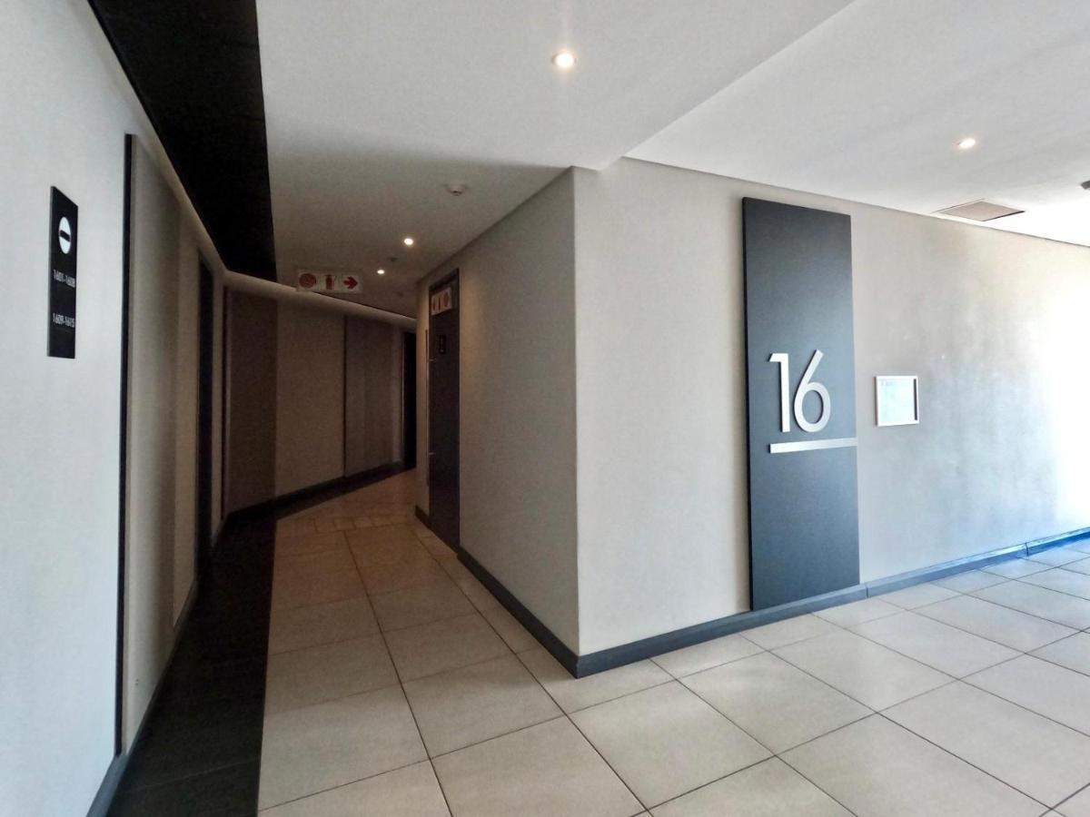 פרטוריה Menlyn Maine Apartments מראה חיצוני תמונה
